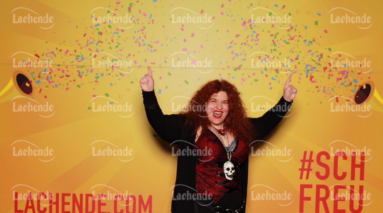 Lachende 08.02.24 18:07 Uhr - 0162