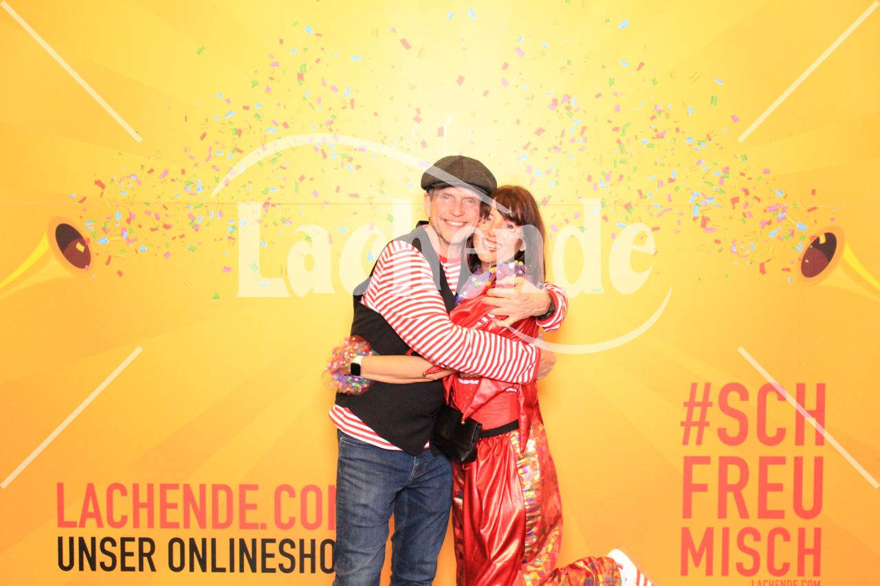 Lachende Kölnarena 08.02.2026 20:12 Uhr - 0213