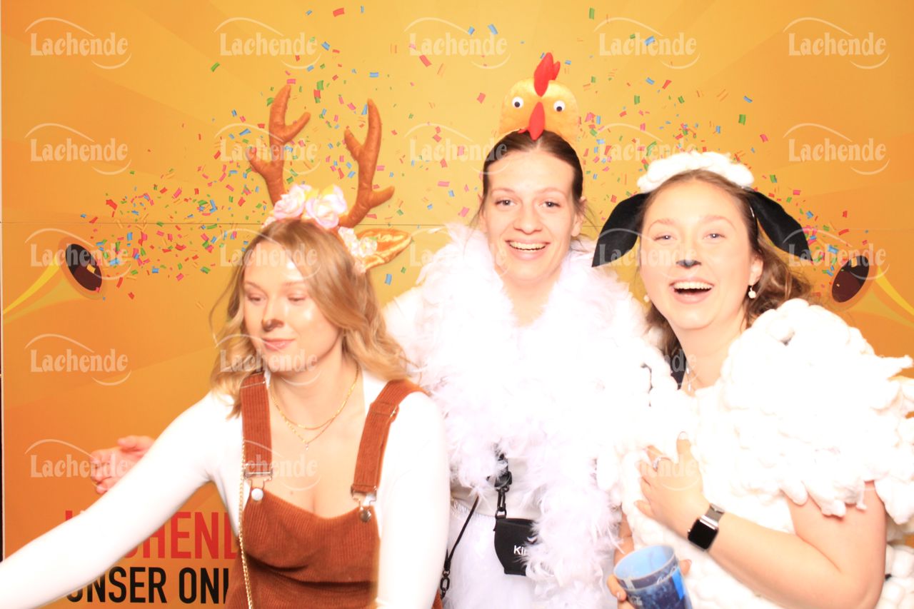 Lachende Kölnarena 09.01.2026 21:22 Uhr - 0123