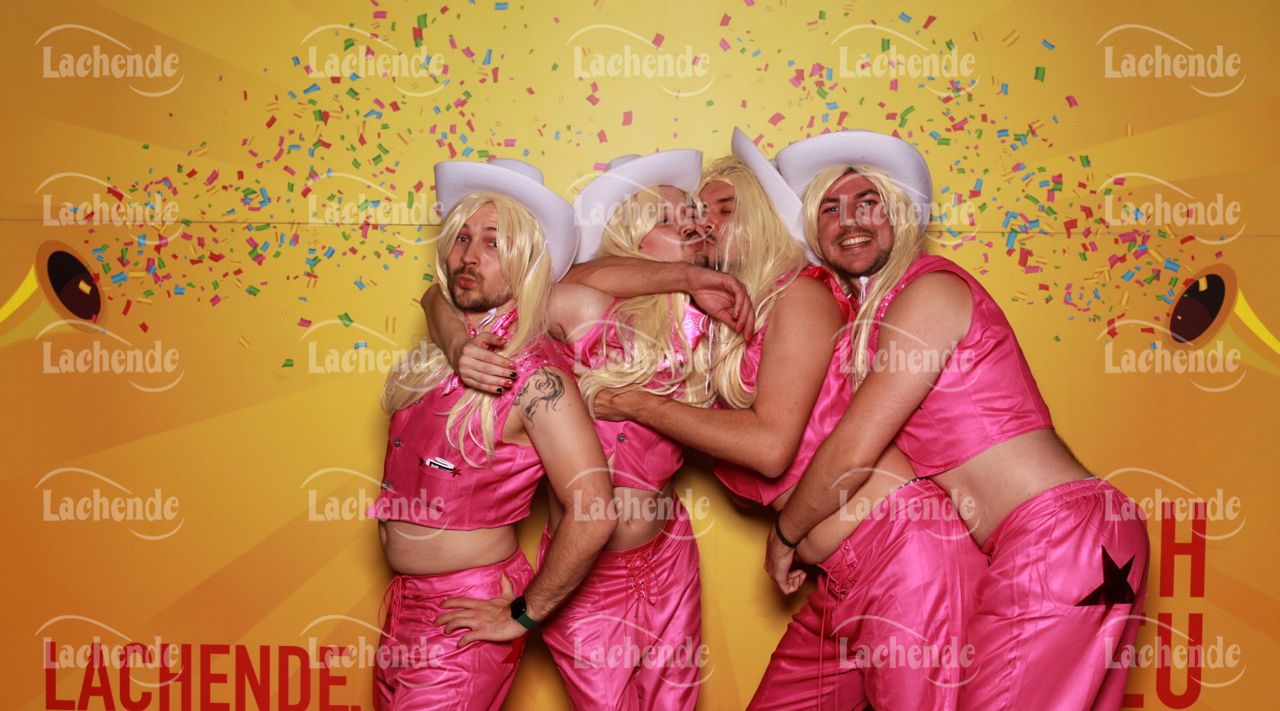 Lachende Kölnarena 10.02.24 20:27 Uhr - 0312