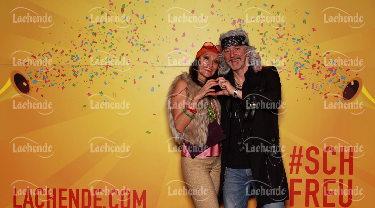 Lachende Kölnarena 10.02.24 21:22 Uhr - 0422