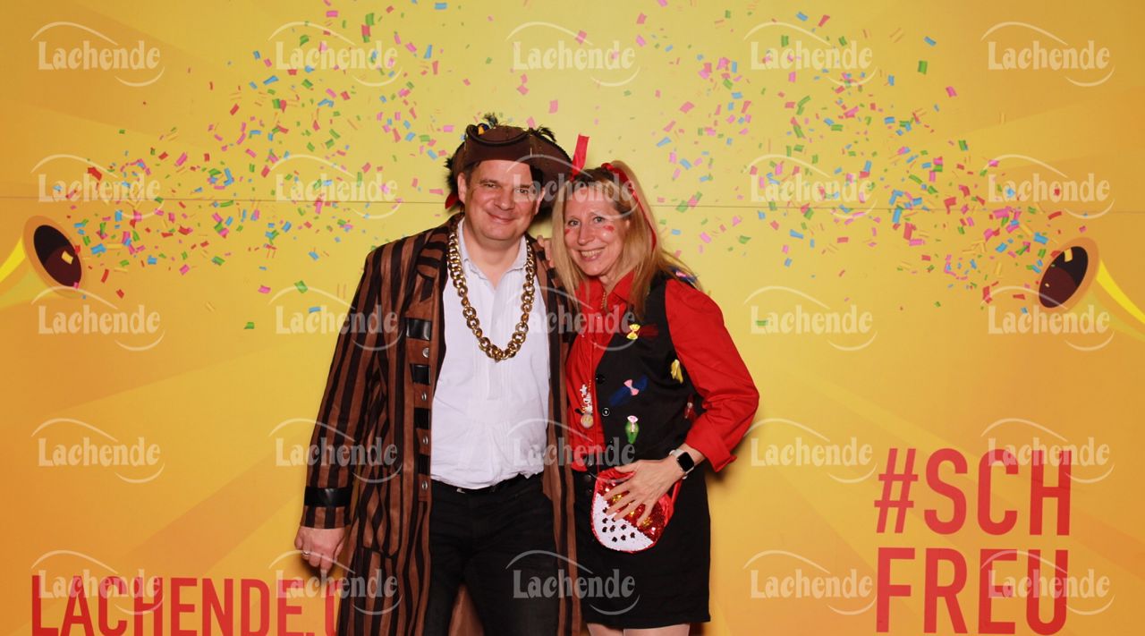 Lachende Kölnarena 11.02.24 17:12 Uhr - 0192