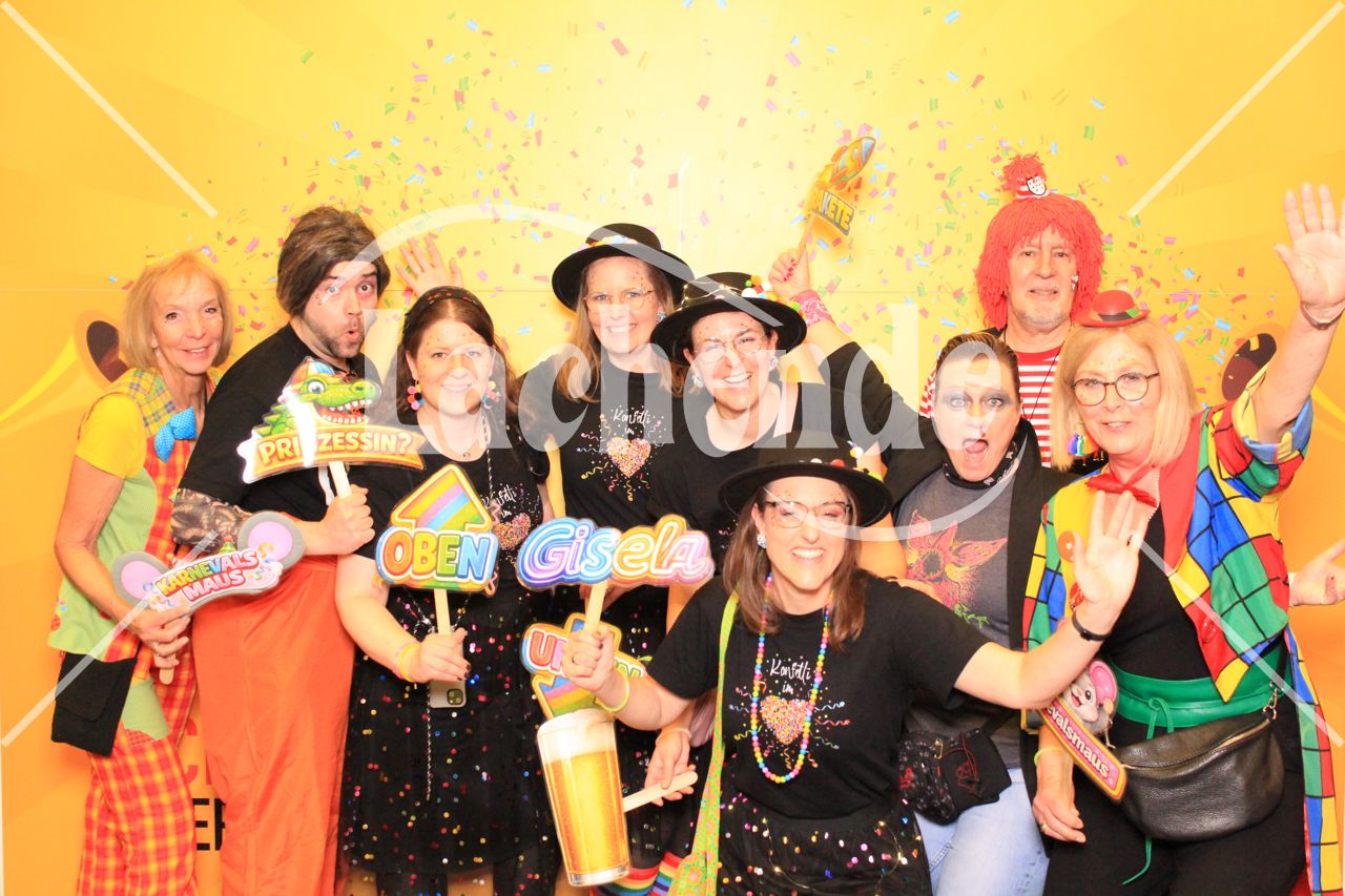 Lachende Kölnarena 13.02.2026 22:18 Uhr - 0461