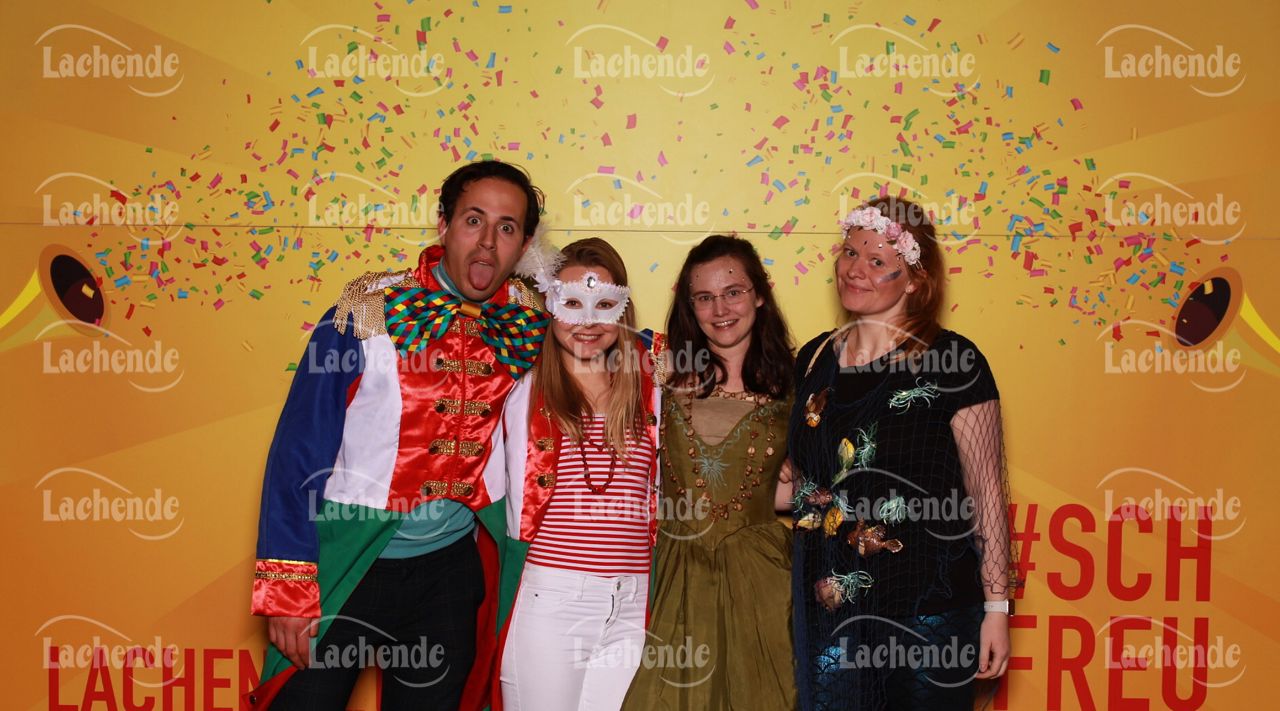 Lachende Kölnarena 09.02.24 21:24 Uhr - 0429