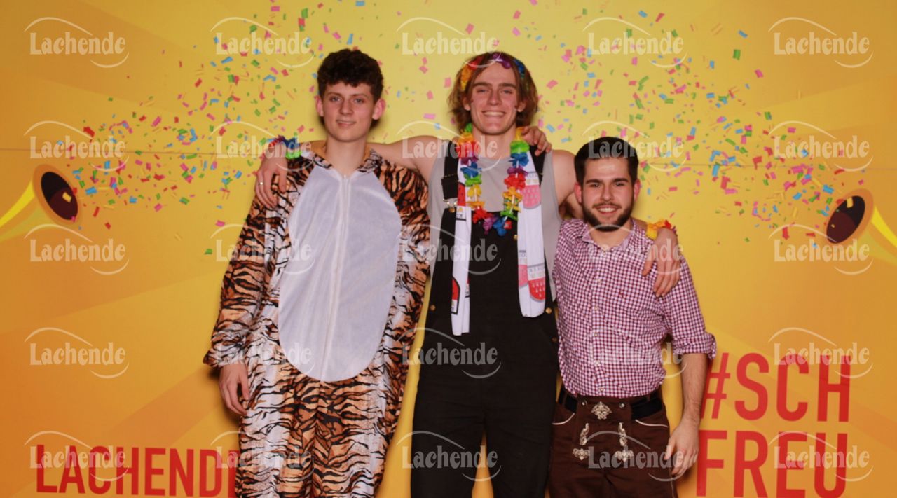 Lachende 08.02.24 20:35 Uhr - 0471