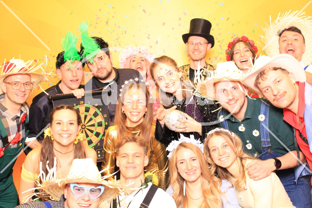 Lachende Kölnarena 14.02.2026 22:03 Uhr - 0521