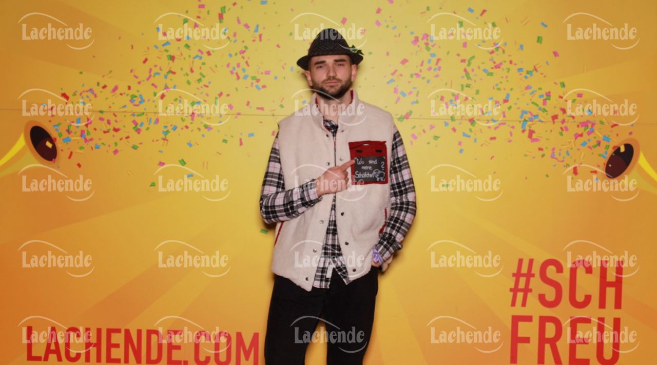 Lachende 08.02.24 19:15 Uhr - 0301