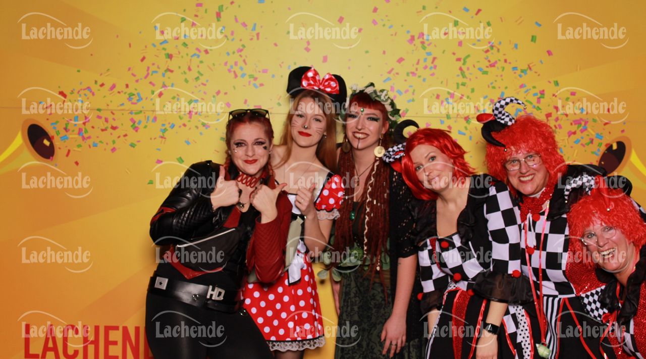 Lachende 08.02.24 17:59 Uhr - 0146