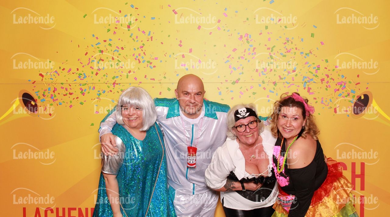 Lachende Kölnarena 01.03.2025 21:16 Uhr - 0345