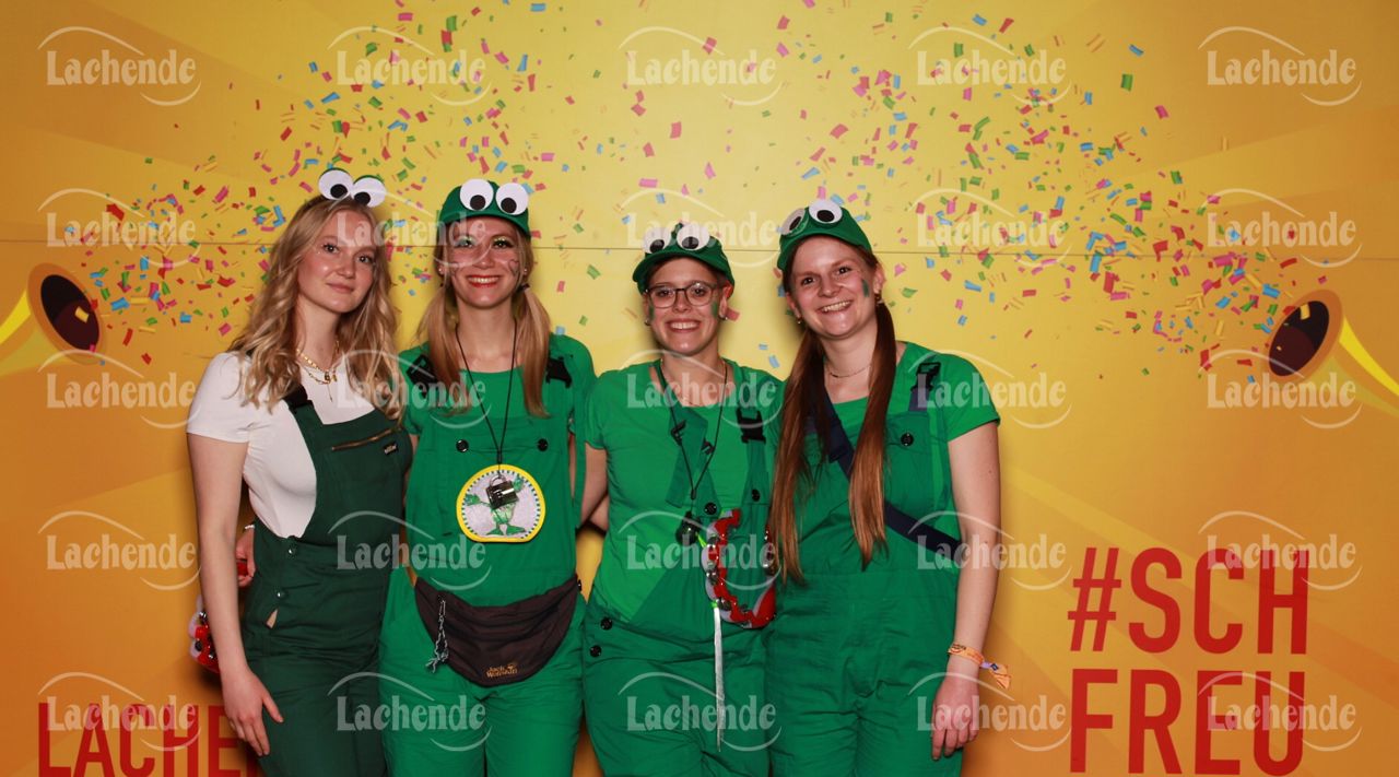 Lachende Kölnarena 11.02.24 19:34 Uhr - 0434