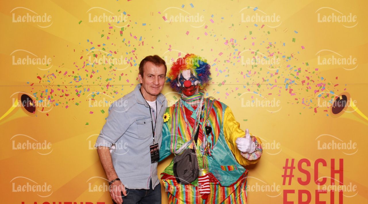 Lachende Kölnarena 02.03.2025 18:20 Uhr - 0255