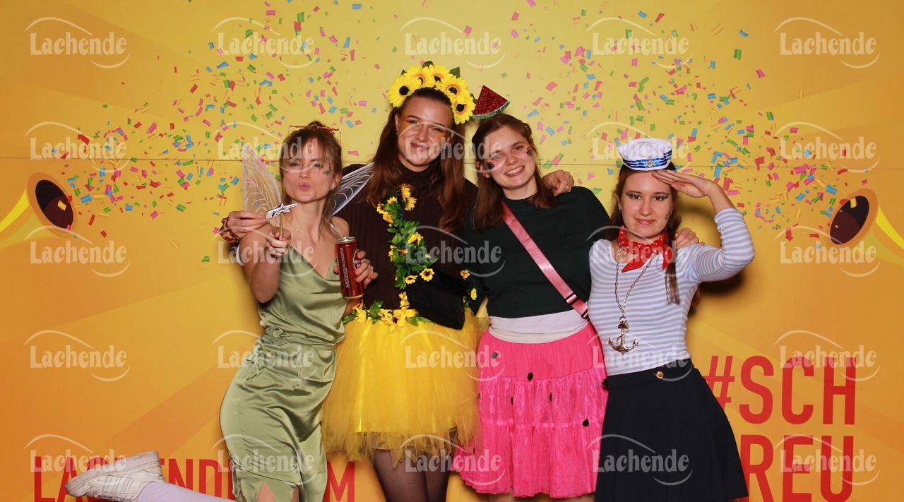 Lachende Kölnarena 09.02.24 18:55 Uhr - 0099