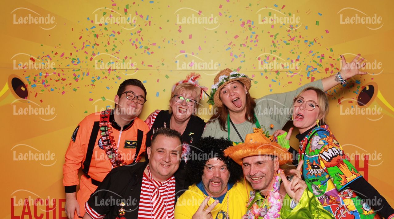 Lachende Kölnarena 11.02.24 18:04 Uhr - 0272