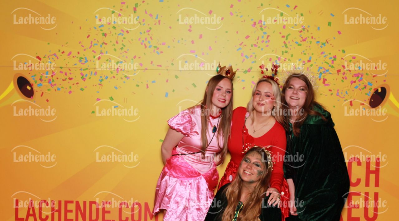 Lachende 08.02.24 18:29 Uhr - 0220