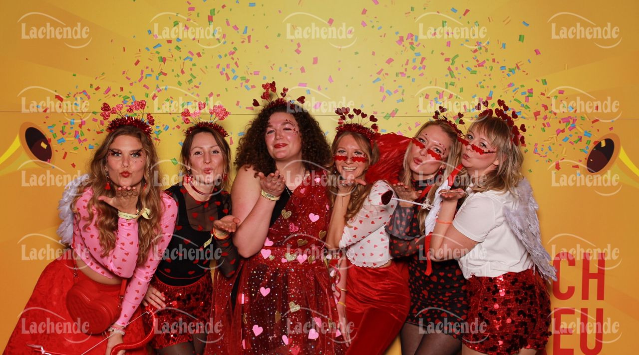 Lachende Kölnarena 09.02.24 18:58 Uhr - 0107