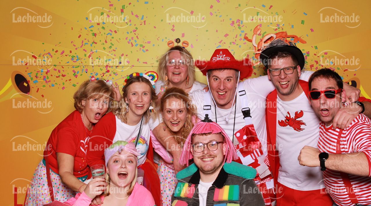 Lachende Kölnarena 09.02.24 21:02 Uhr - 0368