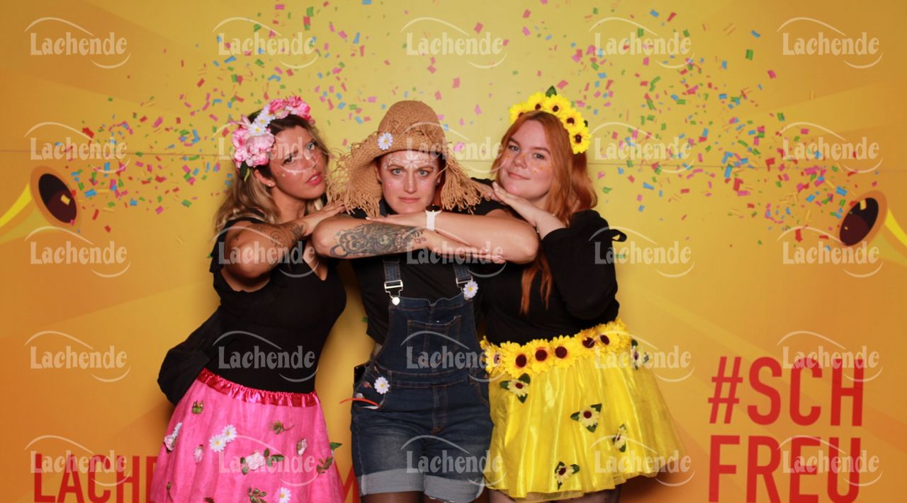 Lachende 08.02.24 18:36 Uhr - 0240