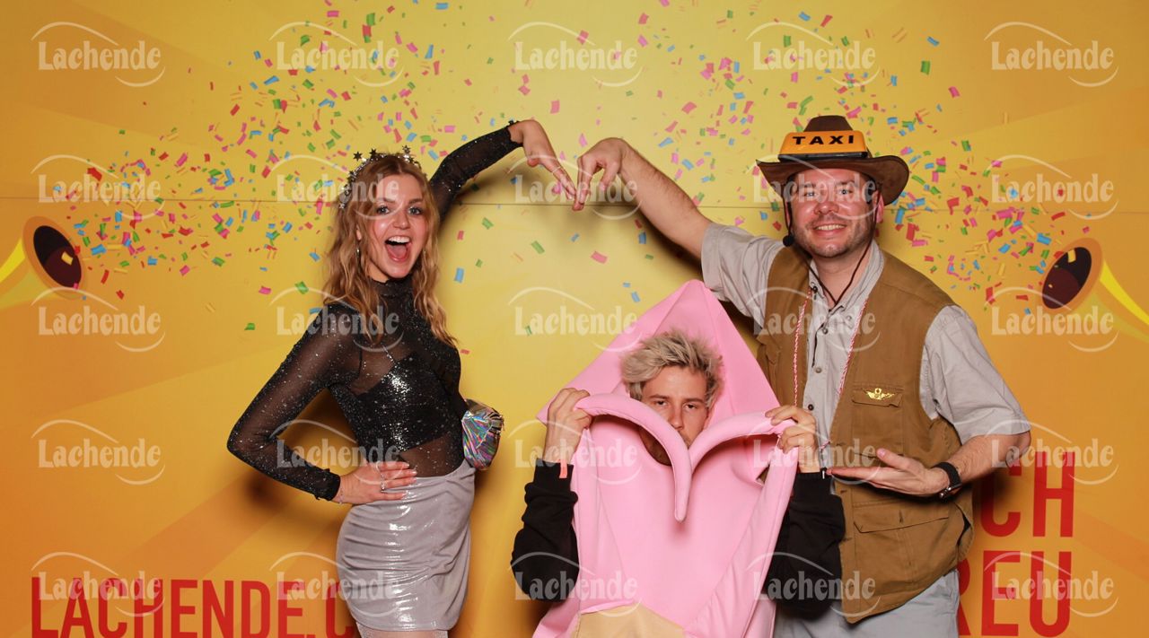 Lachende Kölnarena 11.02.24 20:13 Uhr - 0527