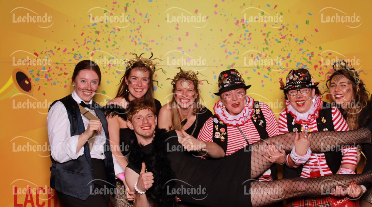 Lachende 08.02.24 17:59 Uhr - 0148