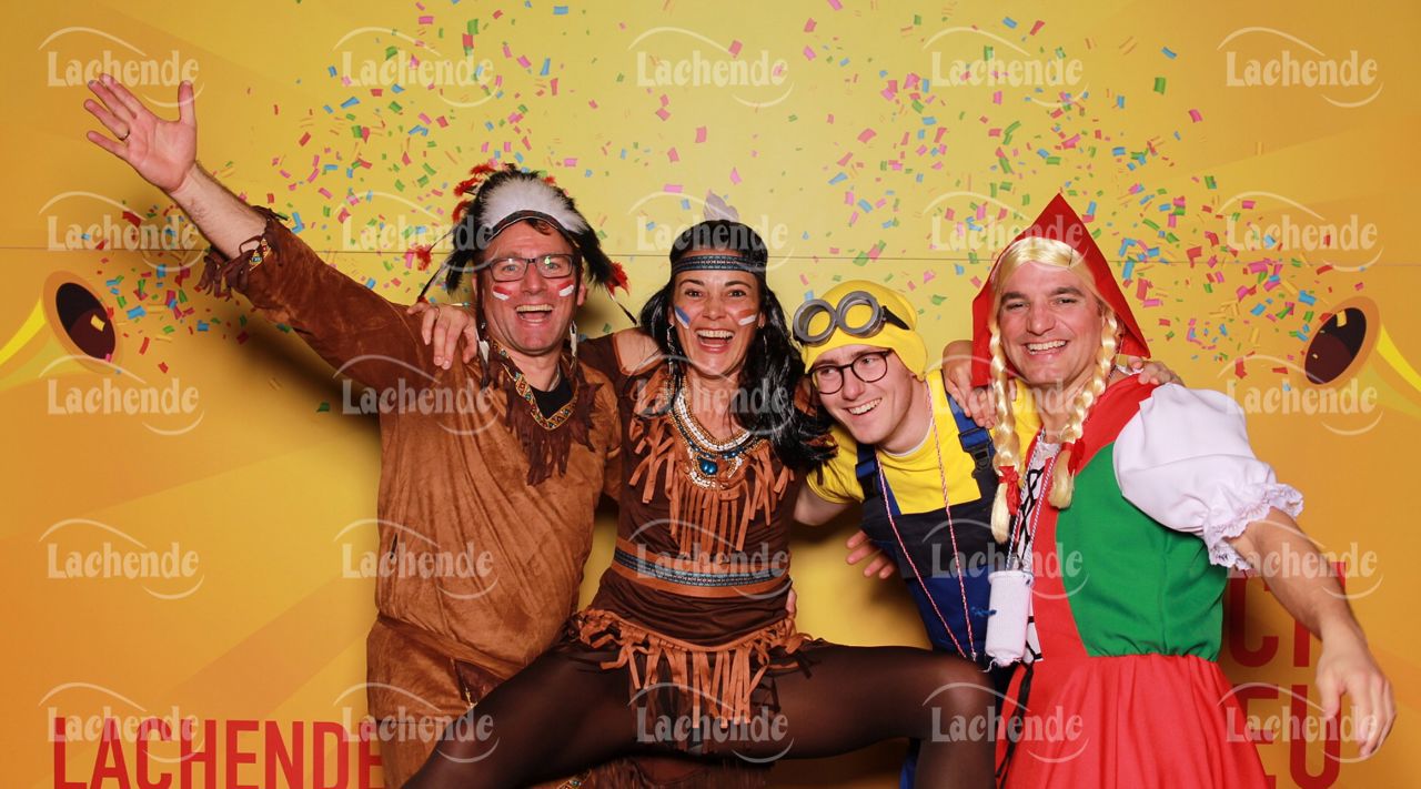 Lachende Kölnarena 09.02.24 21:00 Uhr - 0362