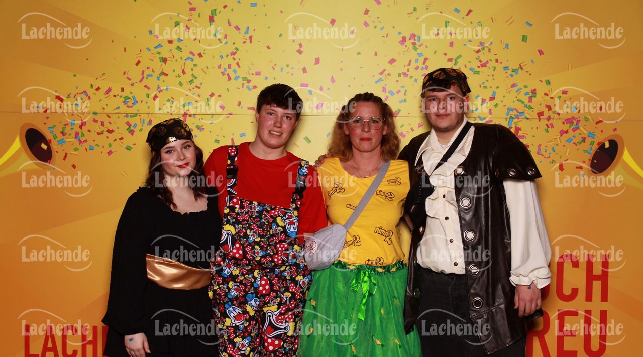 Lachende Kölnarena 09.02.24 19:02 Uhr - 0119