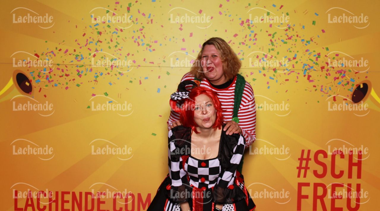 Lachende 08.02.24 17:43 Uhr - 0115