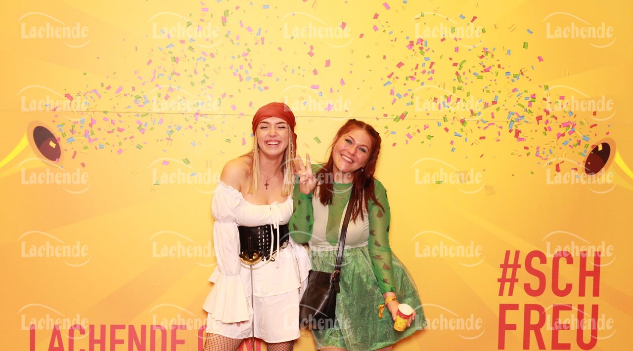 Lachende Kölnarena 09.02.2023 0543