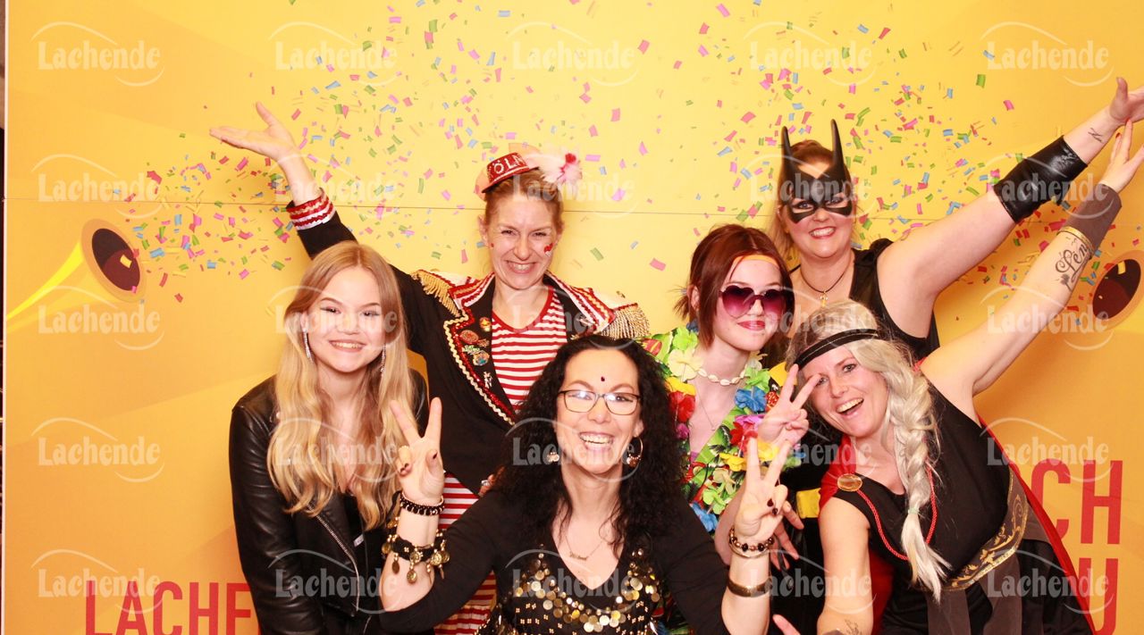 Lachende Kölnarena 09.02.2023 0142