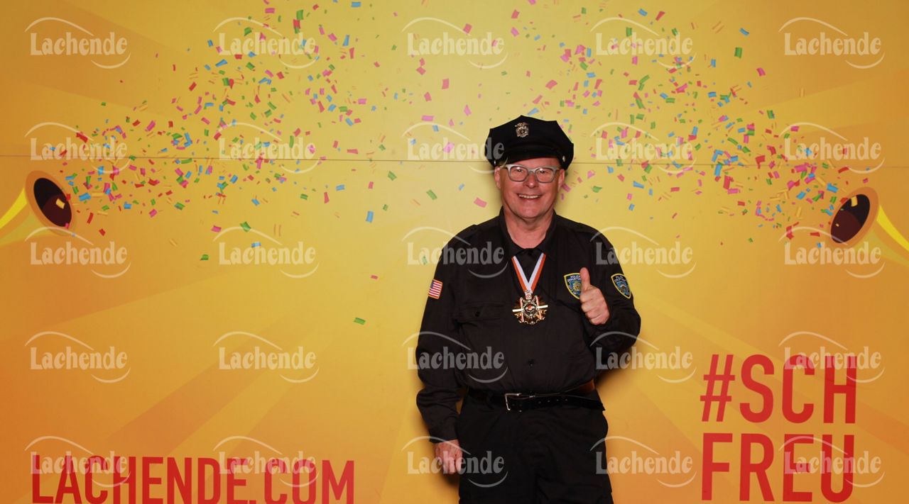 Lachende Kölnarena 10.02.24 19:45 Uhr - 0238