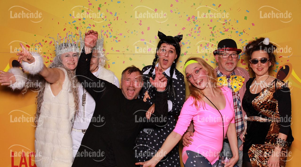 Lachende Kölnarena 09.02.24 21:19 Uhr - 0416