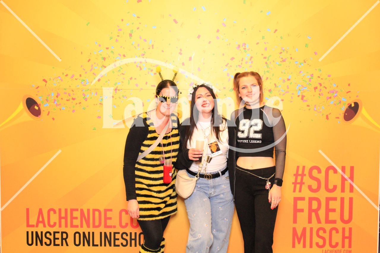 Lachende Kölnarena 30.01.2026 21:08 Uhr - 0137