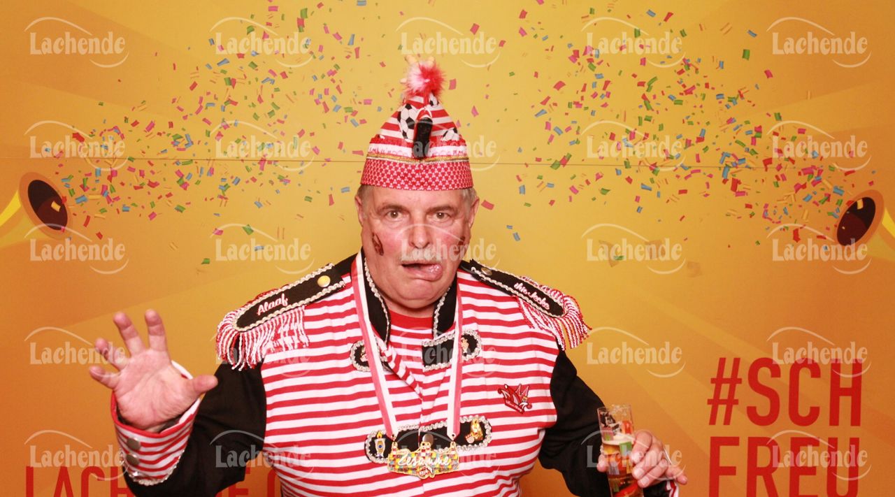 Lachende Kölnarena 04.02.2023 0640