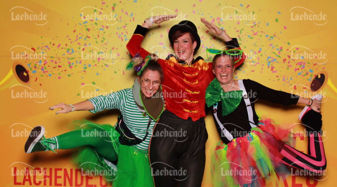 Lachende 08.02.24 19:07 Uhr - 0284