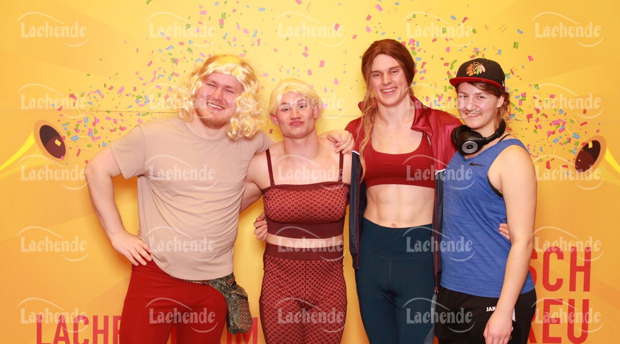 Lachende Kölnarena 10.02.2023 0547