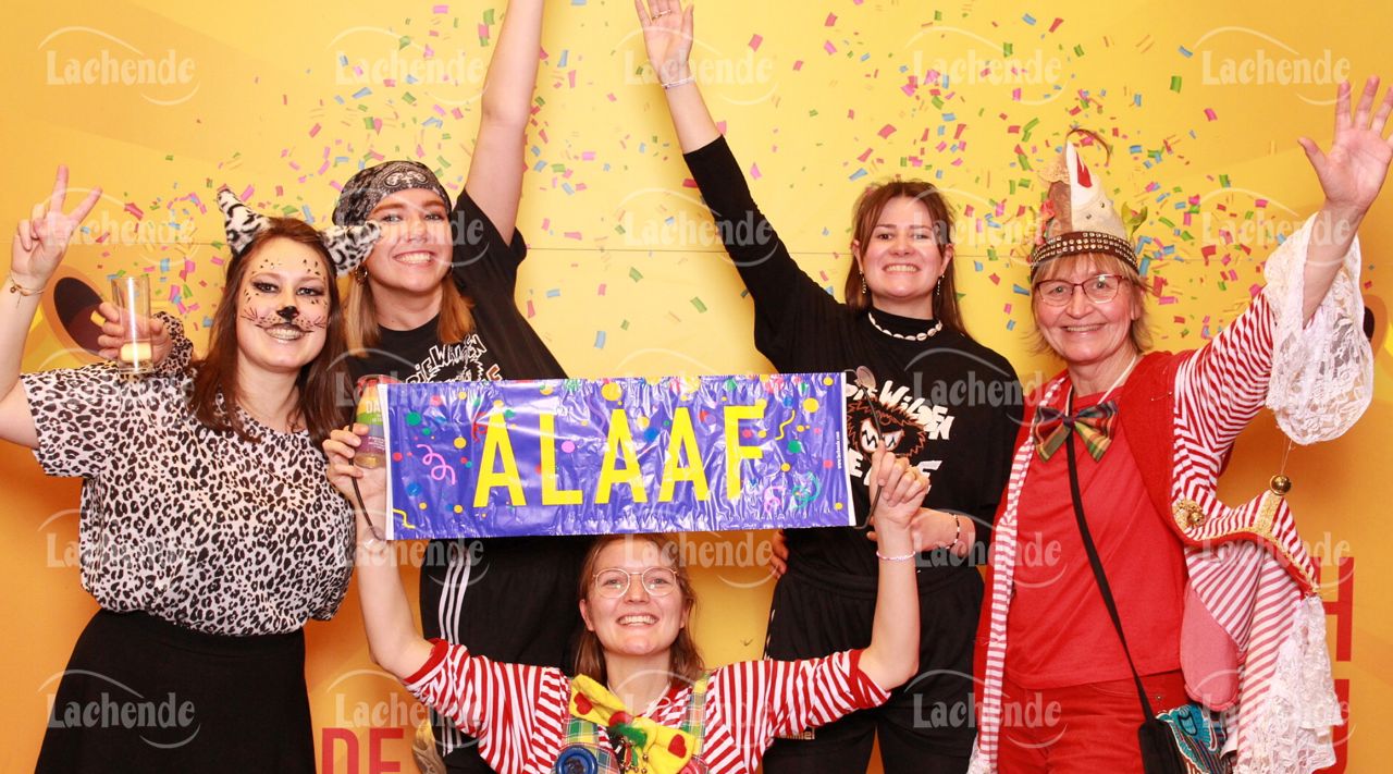 Lachende Kölnarena 12.02.2023 0491