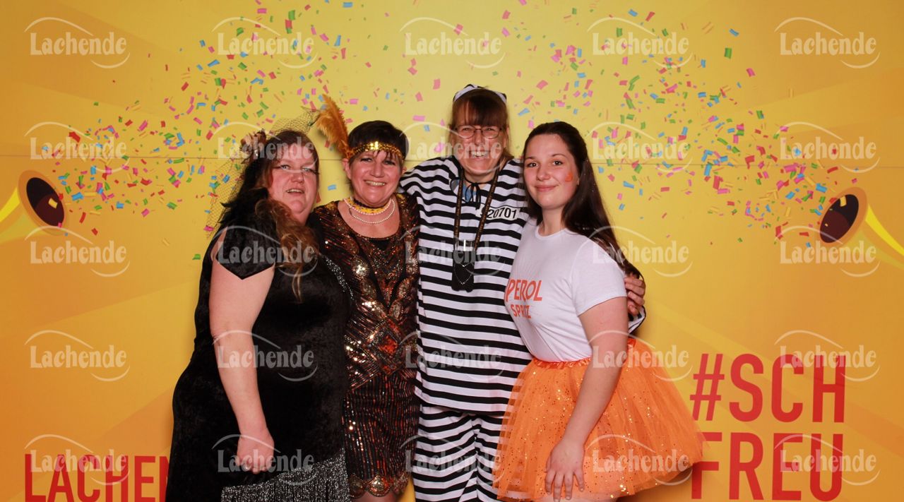 Lachende Kölnarena 11.02.24 19:31 Uhr - 0433