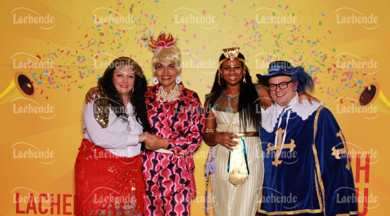 Lachende 08.02.24 19:59 Uhr - 0395