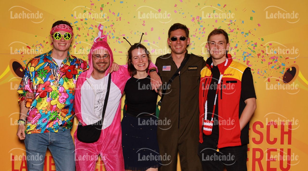 Lachende Kölnarena 09.02.24 22:08 Uhr - 0519