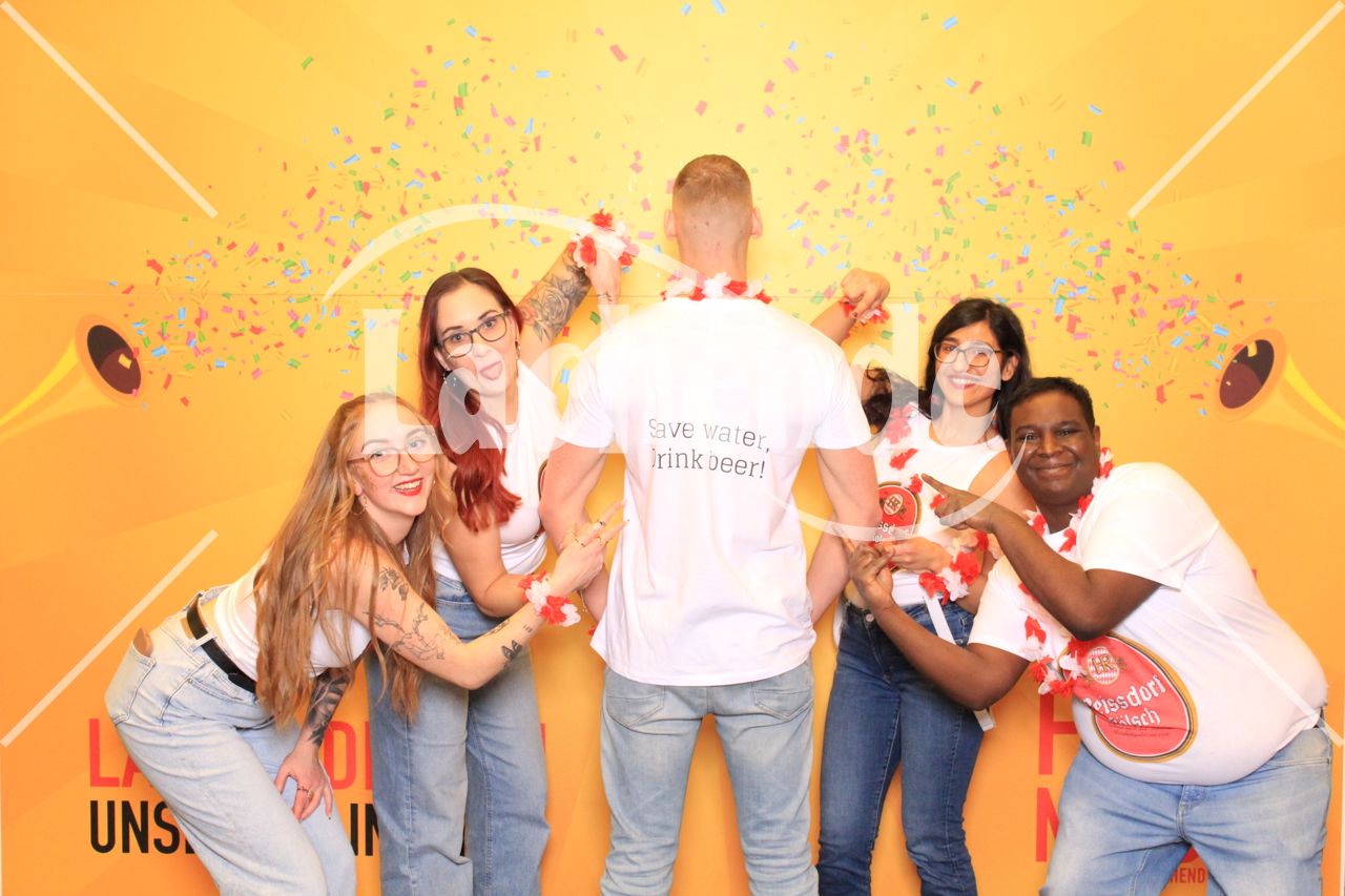 Lachende Kölnarena 24.01.2026 22:01 Uhr - 0259