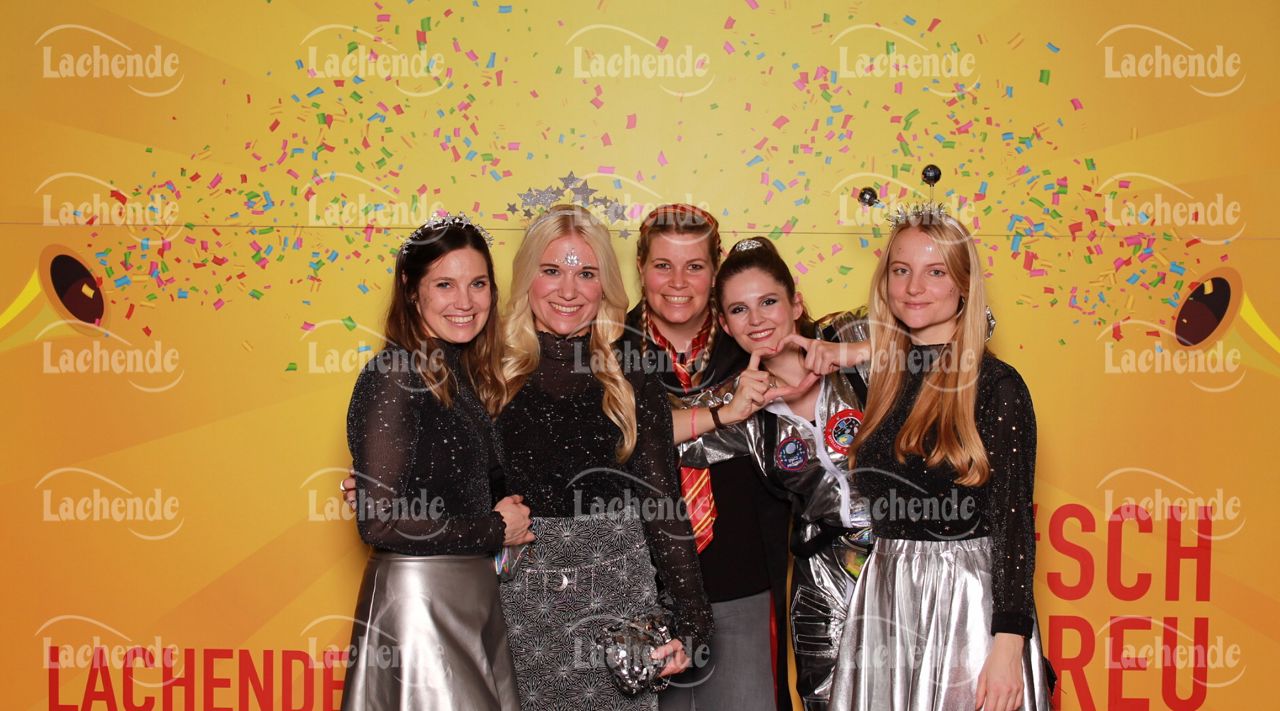 Lachende Kölnarena 09.02.24 21:18 Uhr - 0413