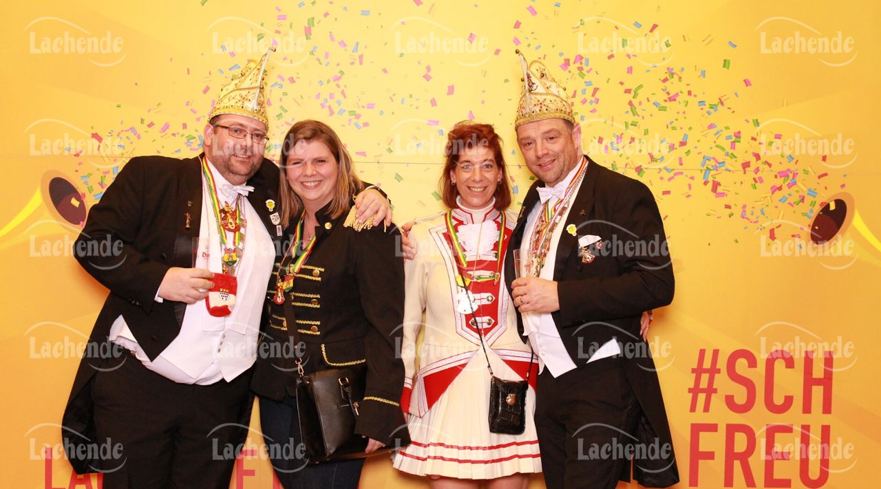 Lachende Kölnarena 10.02.2023 0639