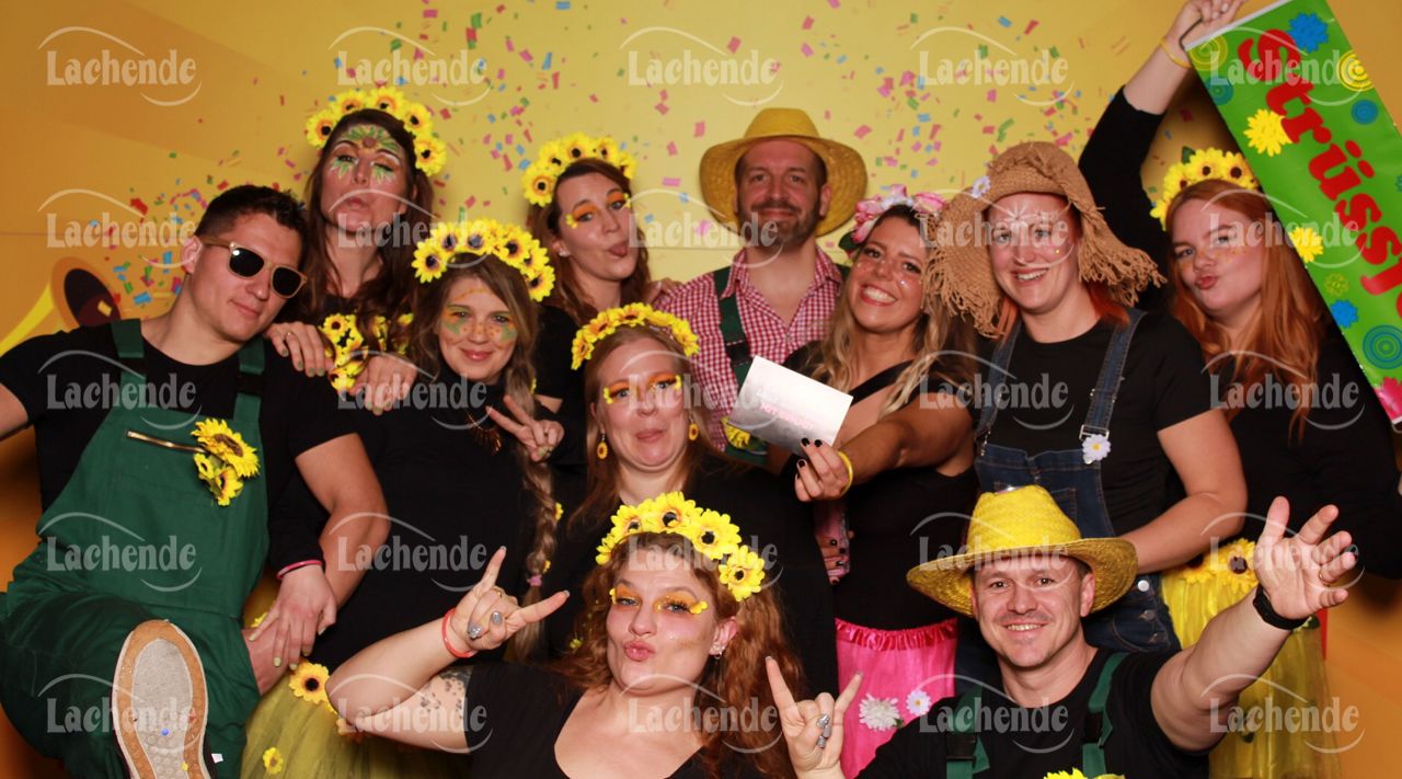 Lachende 08.02.24 19:40 Uhr - 0353