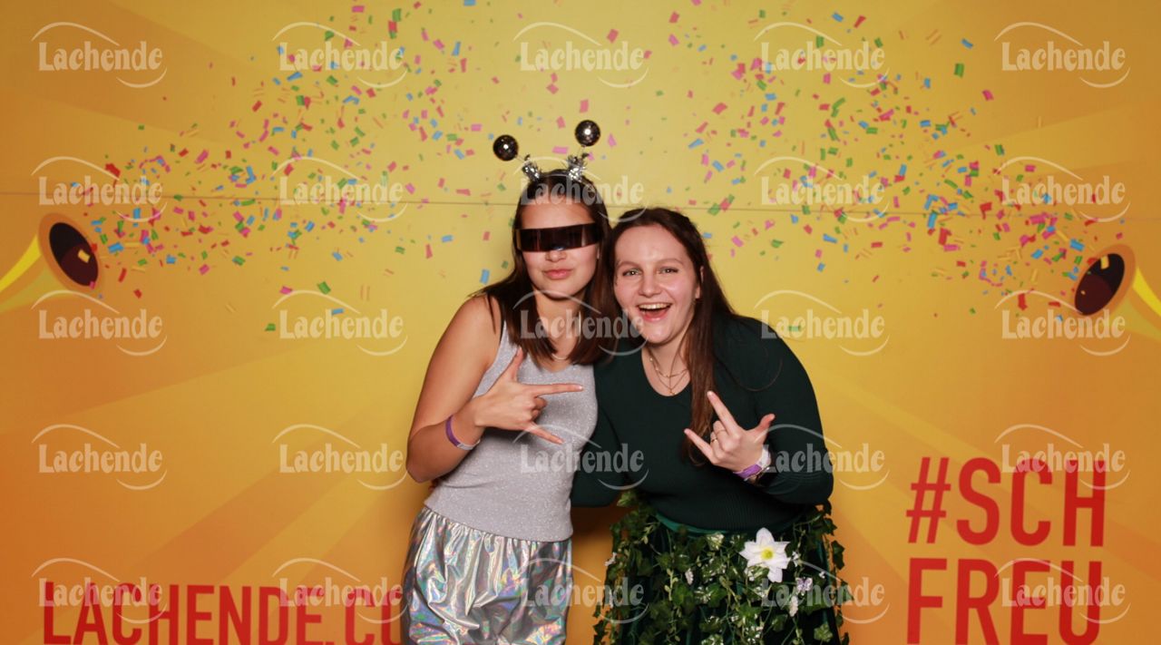 Lachende 08.02.24 17:51 Uhr - 0131