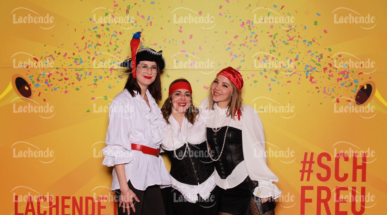 Lachende Kölnarena 09.02.24 21:22 Uhr - 0425