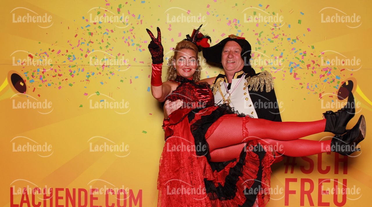 Lachende Kölnarena 11.02.24 20:07 Uhr - 0513