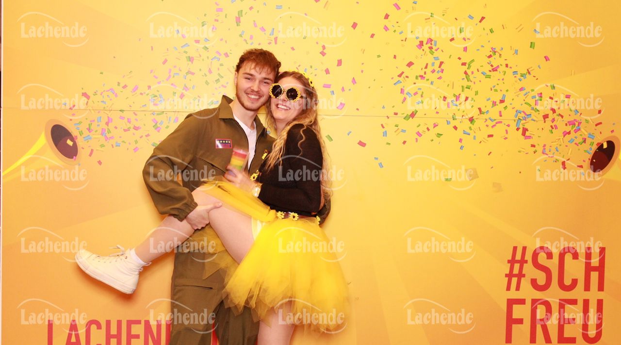 Lachende Kölnarena 09.02.2023 0526