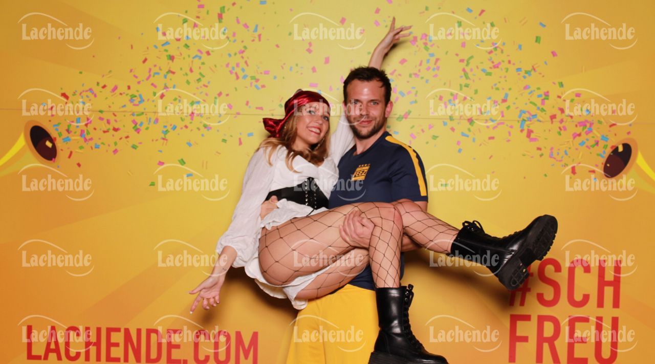 Lachende 08.02.24 20:58 Uhr - 0522