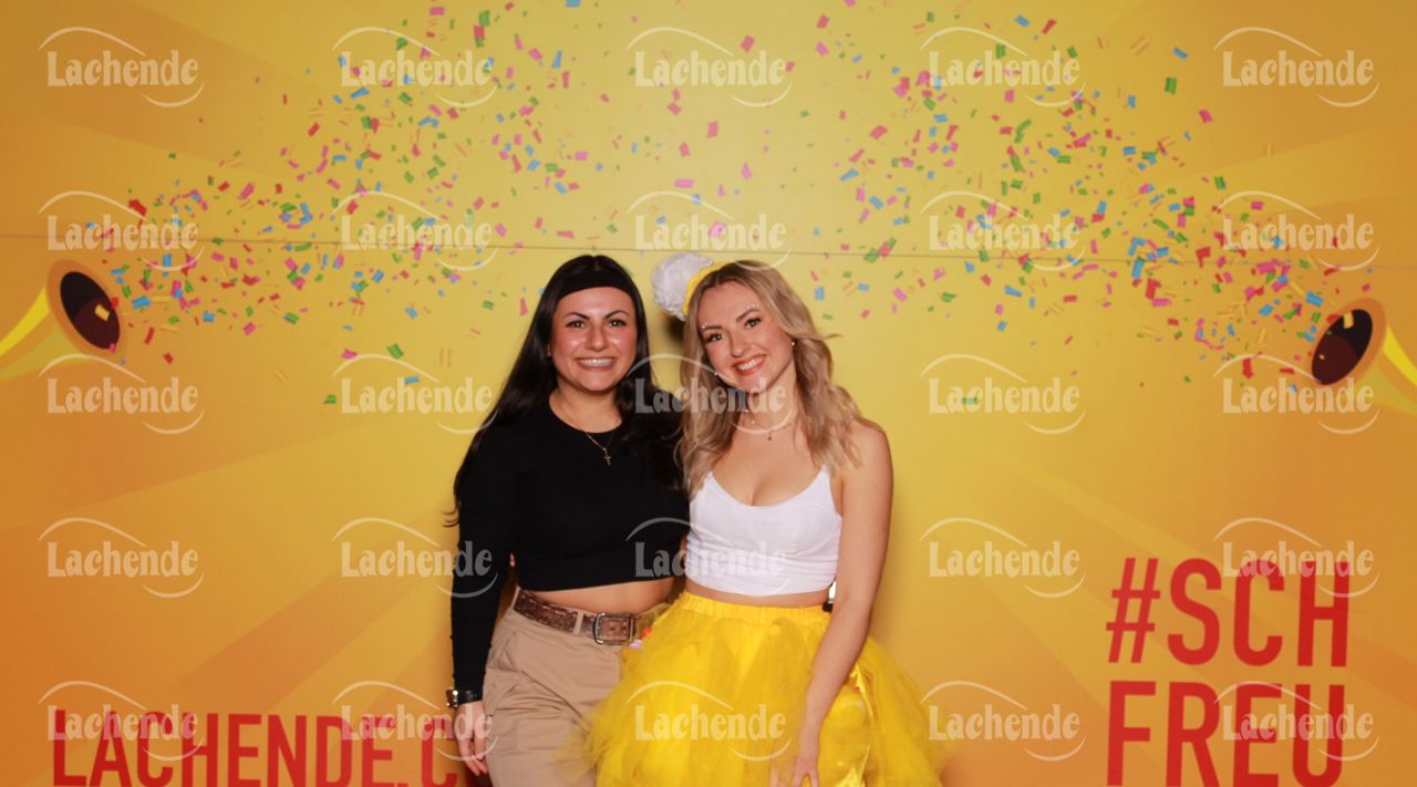 Lachende 08.02.24 18:09 Uhr - 0165