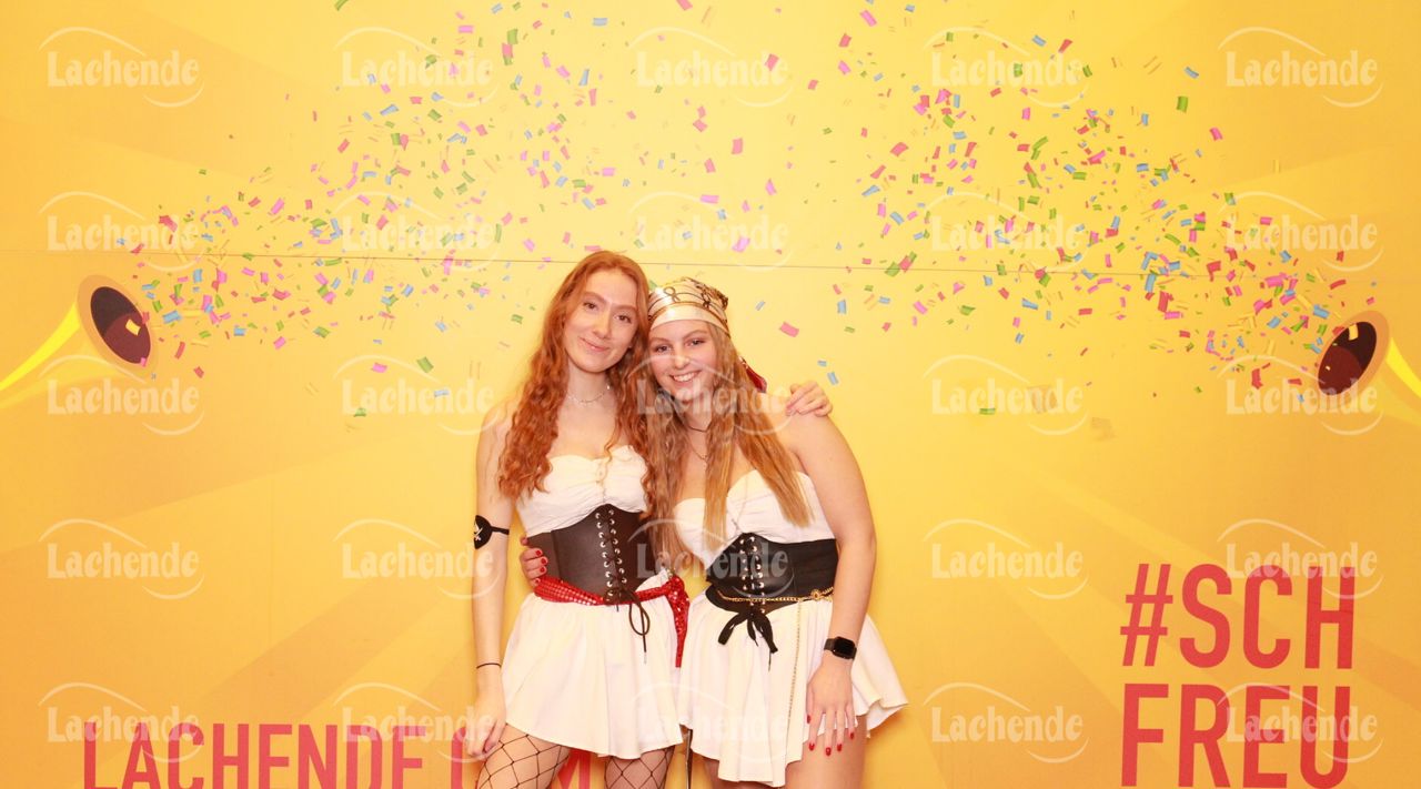 Lachende Kölnarena 10.02.2023 0414