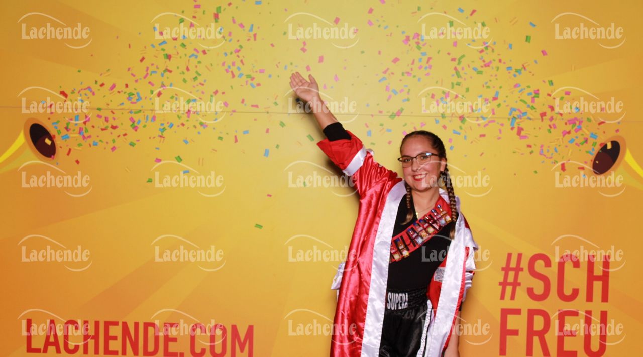 Lachende 08.02.24 21:41 Uhr - 0584